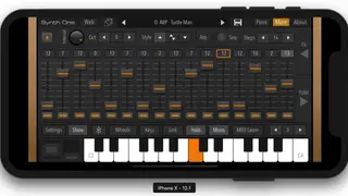 AudioKit Synth One Synthesizer screenshot