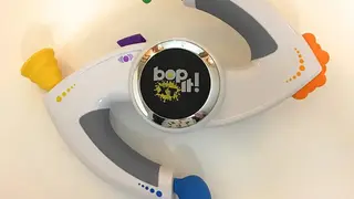 Bop It! screenshot