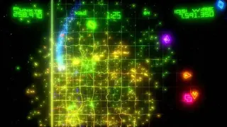 Geometry Wars: Retro Evolved 2 screenshot