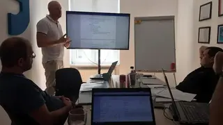 Grandmetric wireless design screenshot