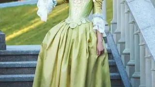Medieval Women Dress Editor screenshot