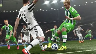 Pro Evolution Soccer 2016 screenshot