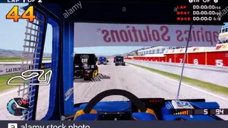 Super Trucks Racing screenshot